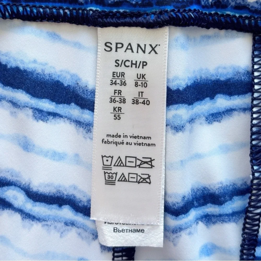 Spanx Blue Striped Sunshine Swim Shorts Small - Picture 5 of 6